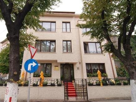 Vila Paris — 4-Star Luxury Hotel in Bucharest, Romania