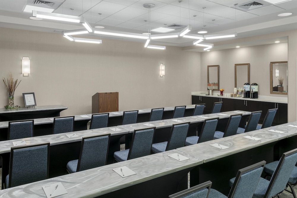 Hilton Garden Inn Eugene Springfield - photo 53