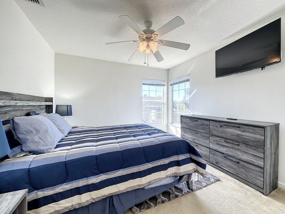 Luxury 6bd 3.5ba Pool Home In Windsor Palms Resort 6 Bedroom Villa by RedAwning - photo 11