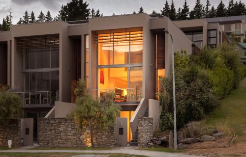 E Rima — 4-Star Luxury Hotel in Wanaka, New Zealand