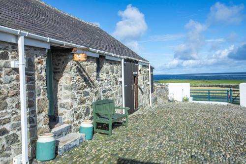 Crofters Retreat — 4-Star Luxury Hotel in Tarbert, United Kingdom