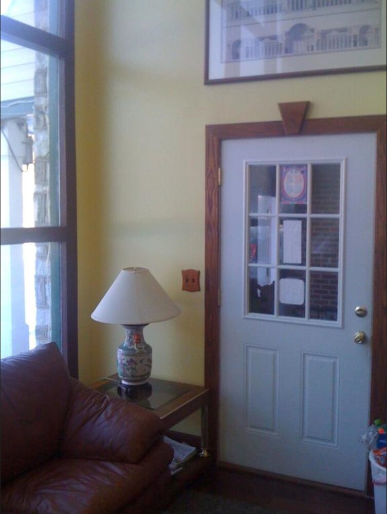 Clarysville Motel - photo 6