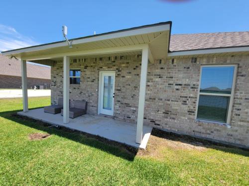 Sunset Hideaway 15 Min From Downtown Lake Charles — Iowa