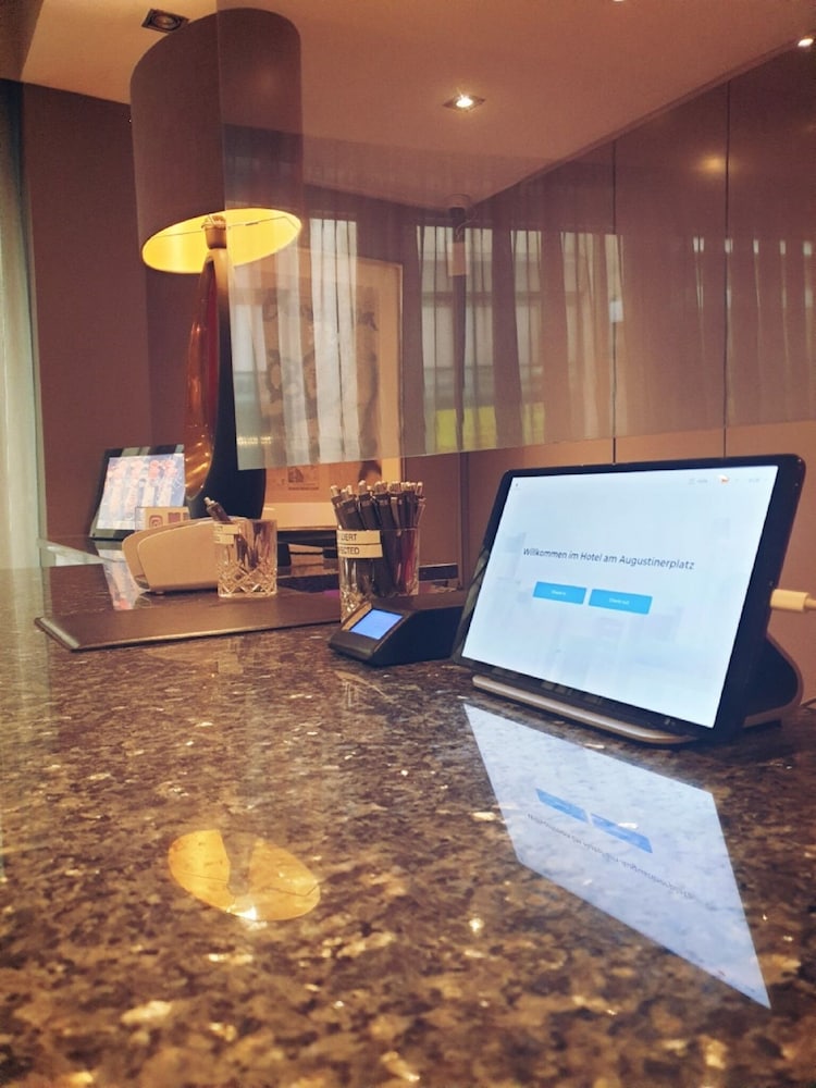 Hotel am Augustinerplatz — Koeln — photo 3