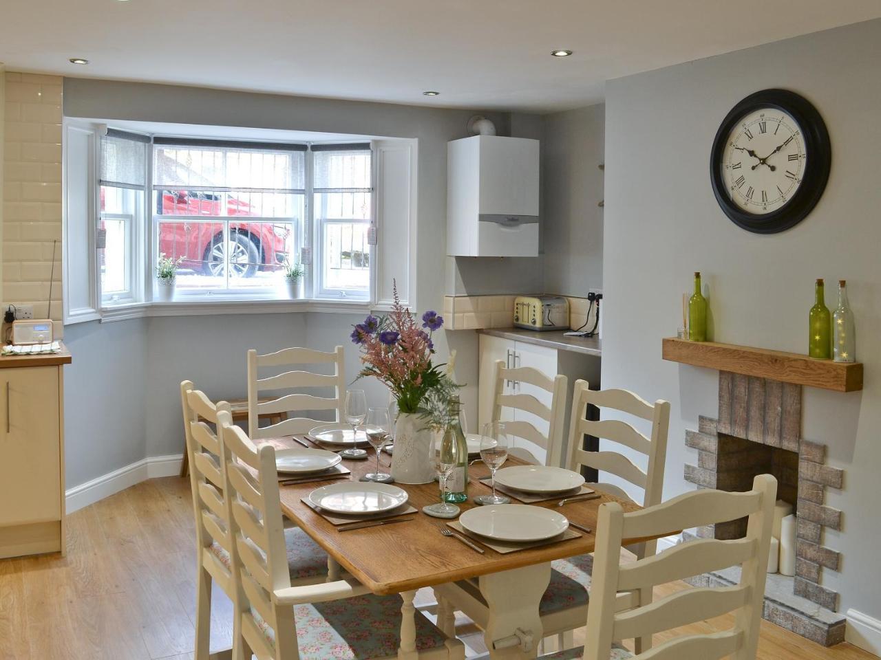 Abbeydale Town House