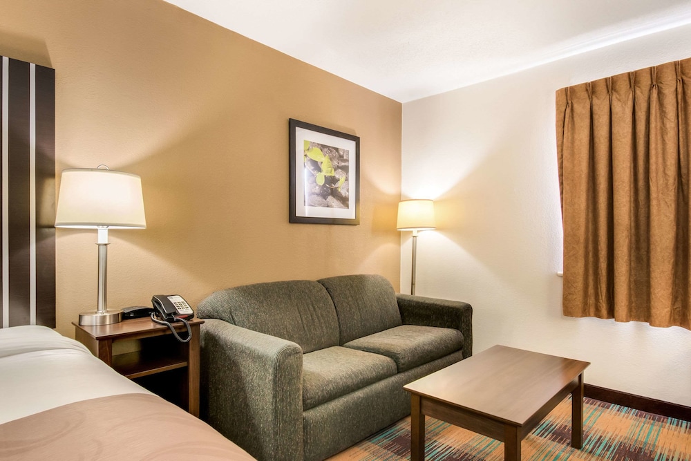 Quality Inn Bloomsburg - photo 12