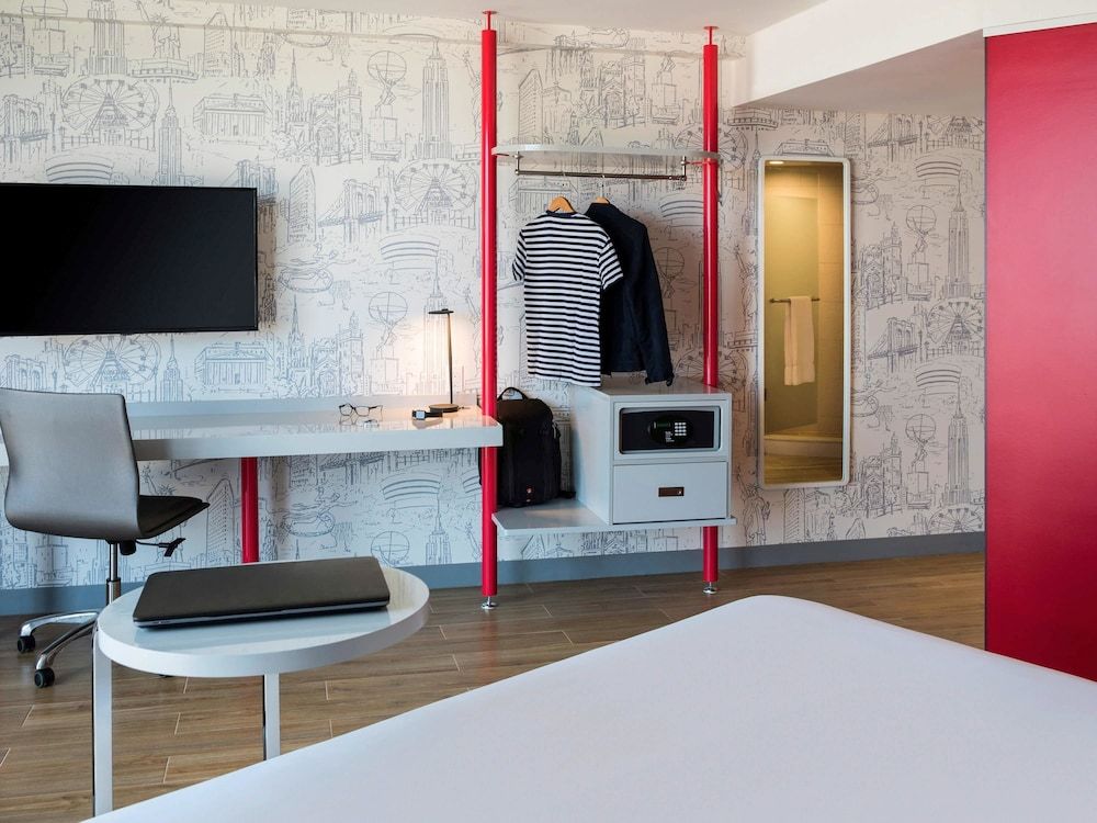 Ibis Styles New York Laguardia Airport - photo 14