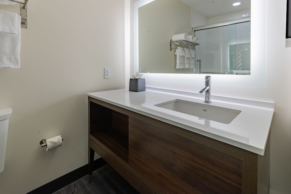 Courtyard by Marriott Atlanta Dunwoody - photo 12