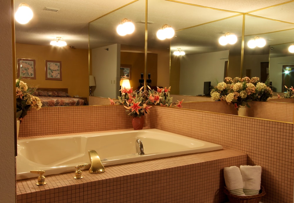 Super Motel Granite Falls - photo 11