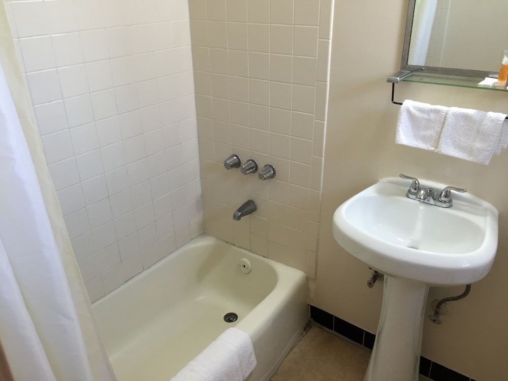 Withlacoochee Motel - photo 12