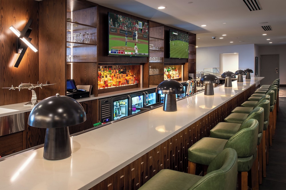 Hilton St. Louis Airport - photo 77