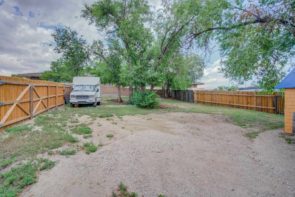2BR Olympic Training Center Dog friendly - photo 23
