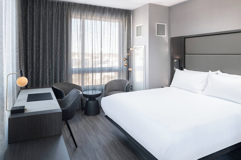 AC Hotel by Marriott Portsmouth - photo 10