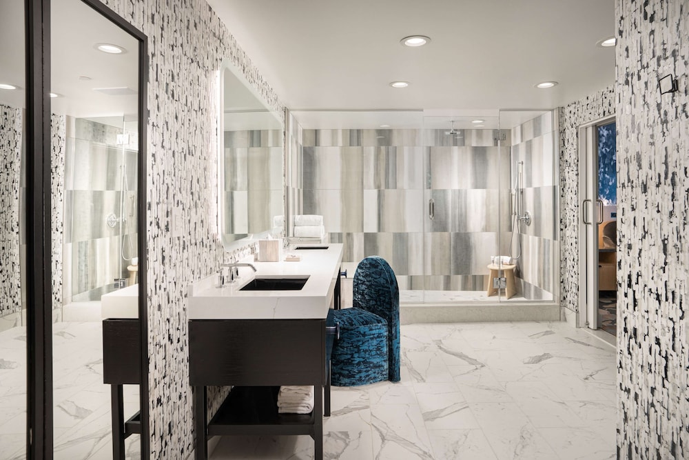 Virgin Hotel Las Vegas Curio Collection by Hilton - photo 61