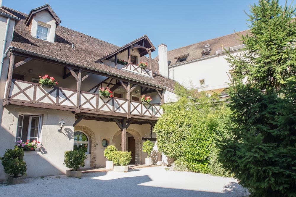 Hôtel Wilson in Dijon, France