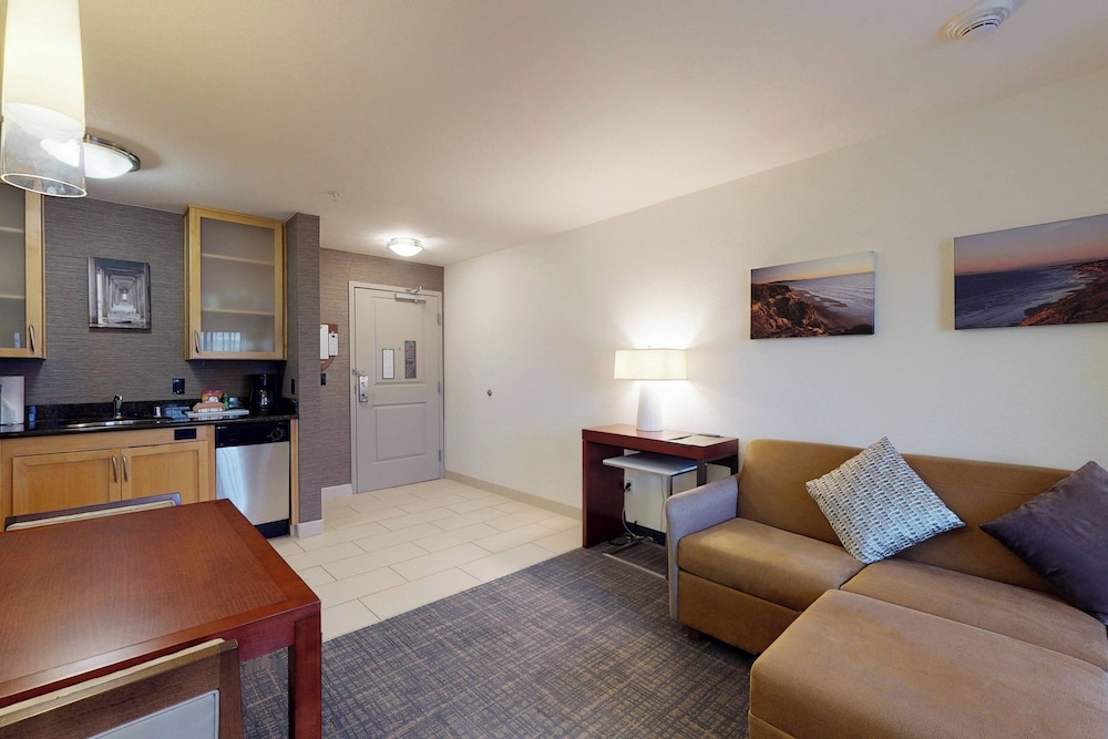 Residence Inn San Diego Del Mar - photo 7