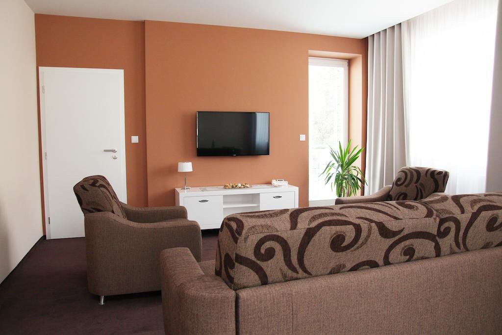 Hotel Vila Viola — Luhacovice — photo 3