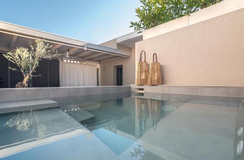 Casa Luna — 4-Star Luxury Hotel in Rethymno, Greece