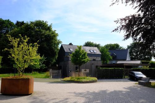 Die Alte Linde — Butgenbach