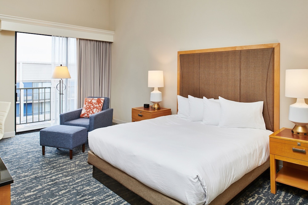 DoubleTree by Hilton Hotel Berkeley Marina - photo 9