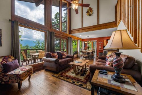 Twinflower Summit Incredible views pet friendly in Gatlinburg, United States