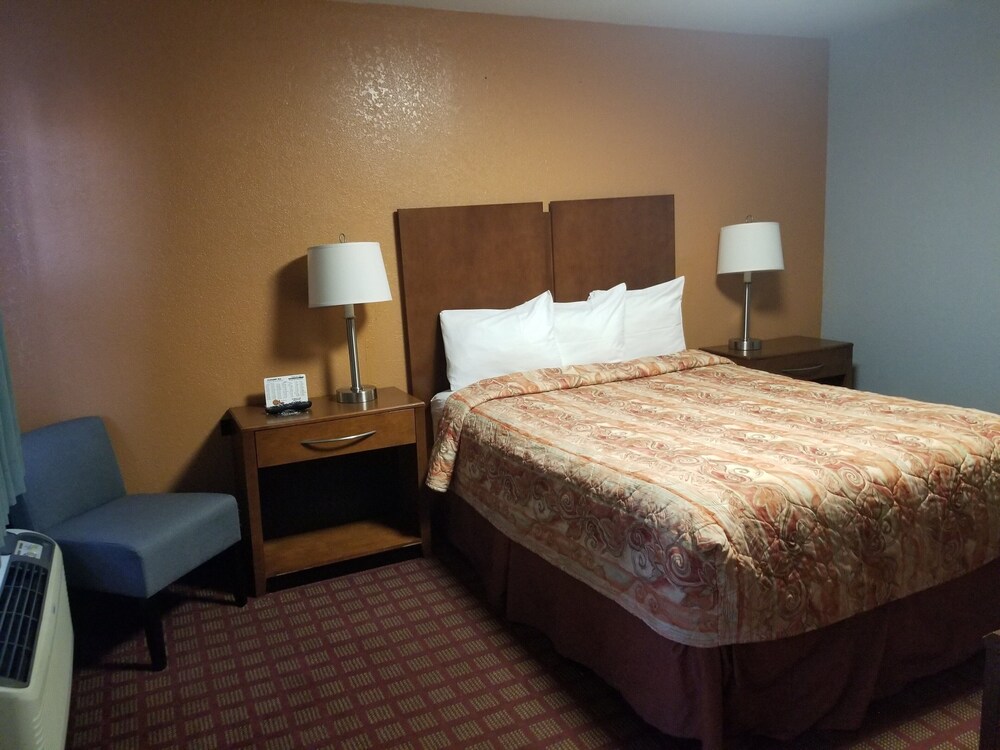 Economy Inn — hotel in Pratt