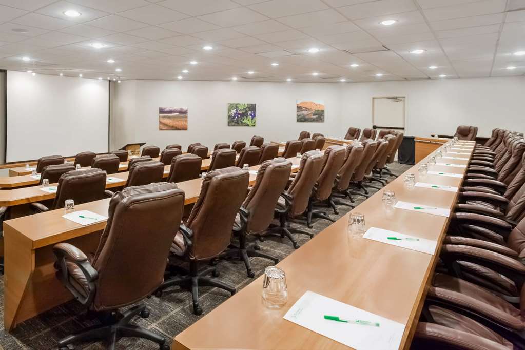 Wyndham Garden Hotel Austin - photo 15