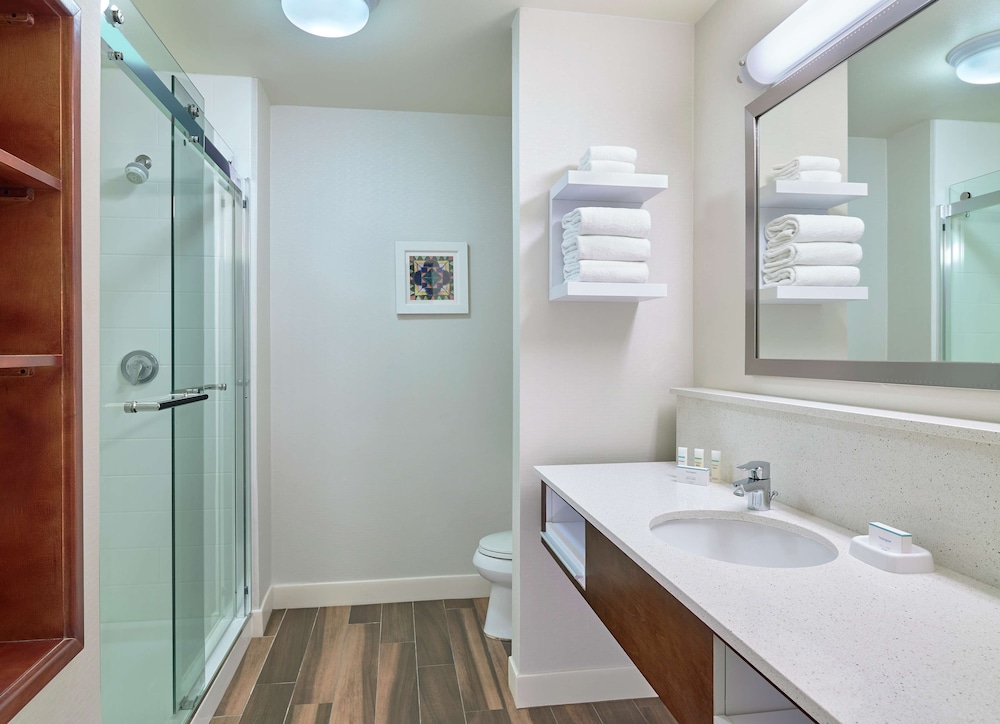 Hampton Inn & Suites Schertz - photo 31