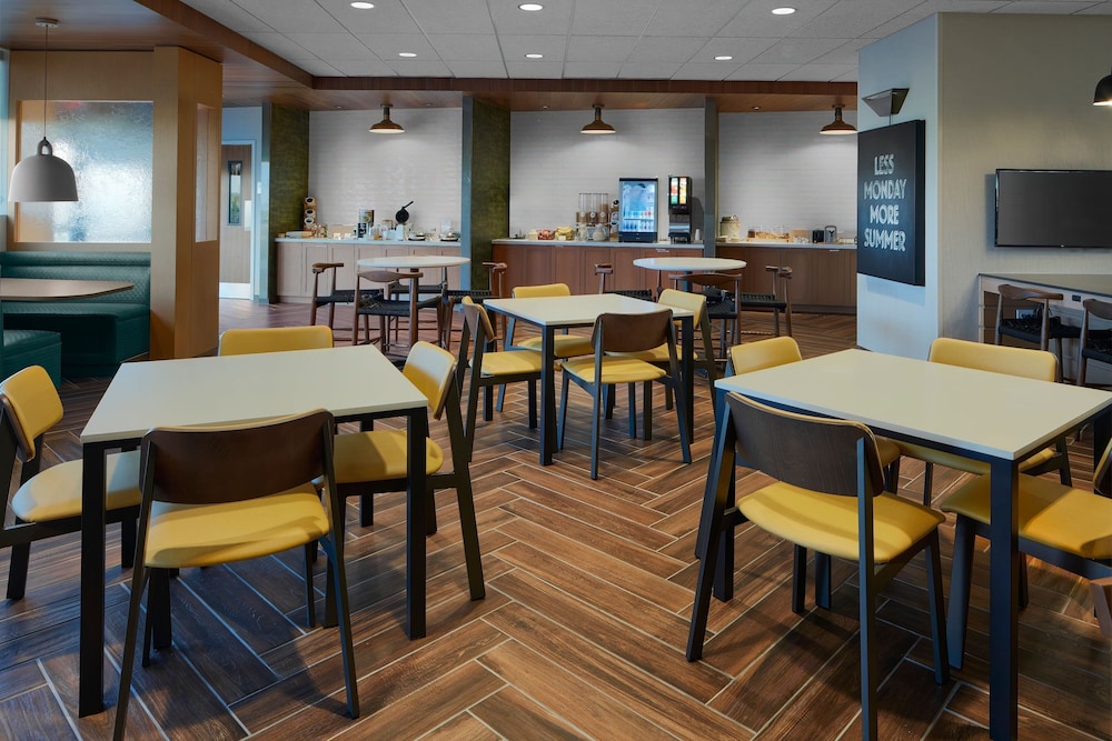 Fairfield by Marriott Inn & Suites Middletown - photo 22