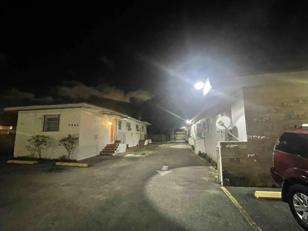 Sunshine Inn Motel - photo 10