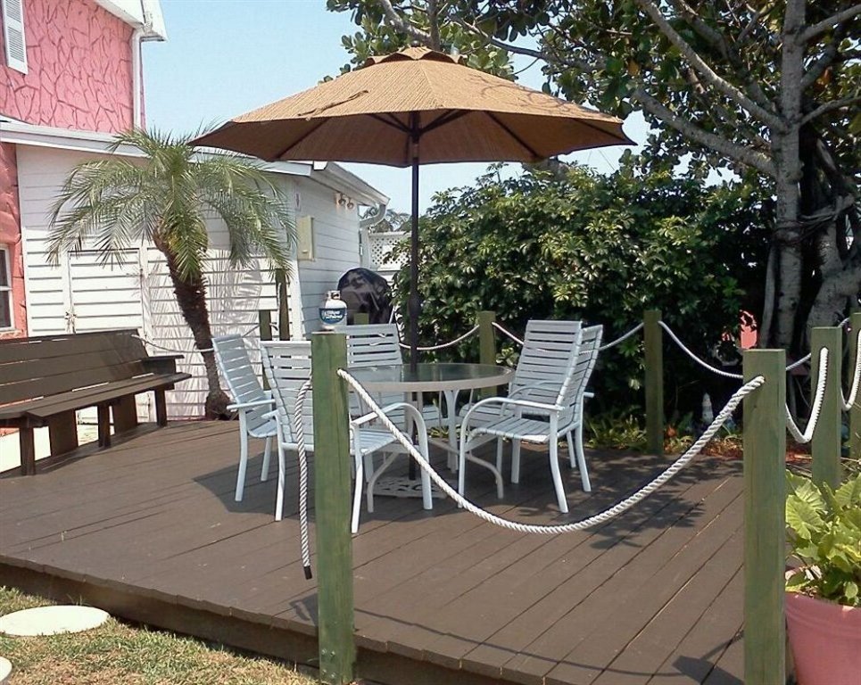 Monterey Inn and Marina - photo 8