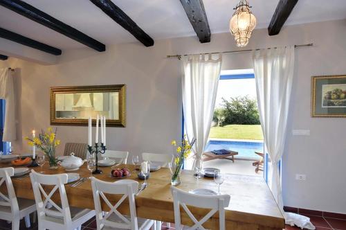 Villa Nina — 4-Star Luxury Hotel in Vodnjan, Croatia