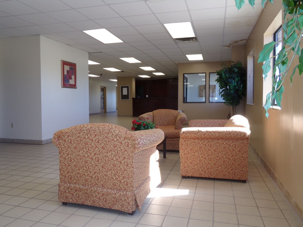 Regency Inn & Suites Altus OK - photo 4