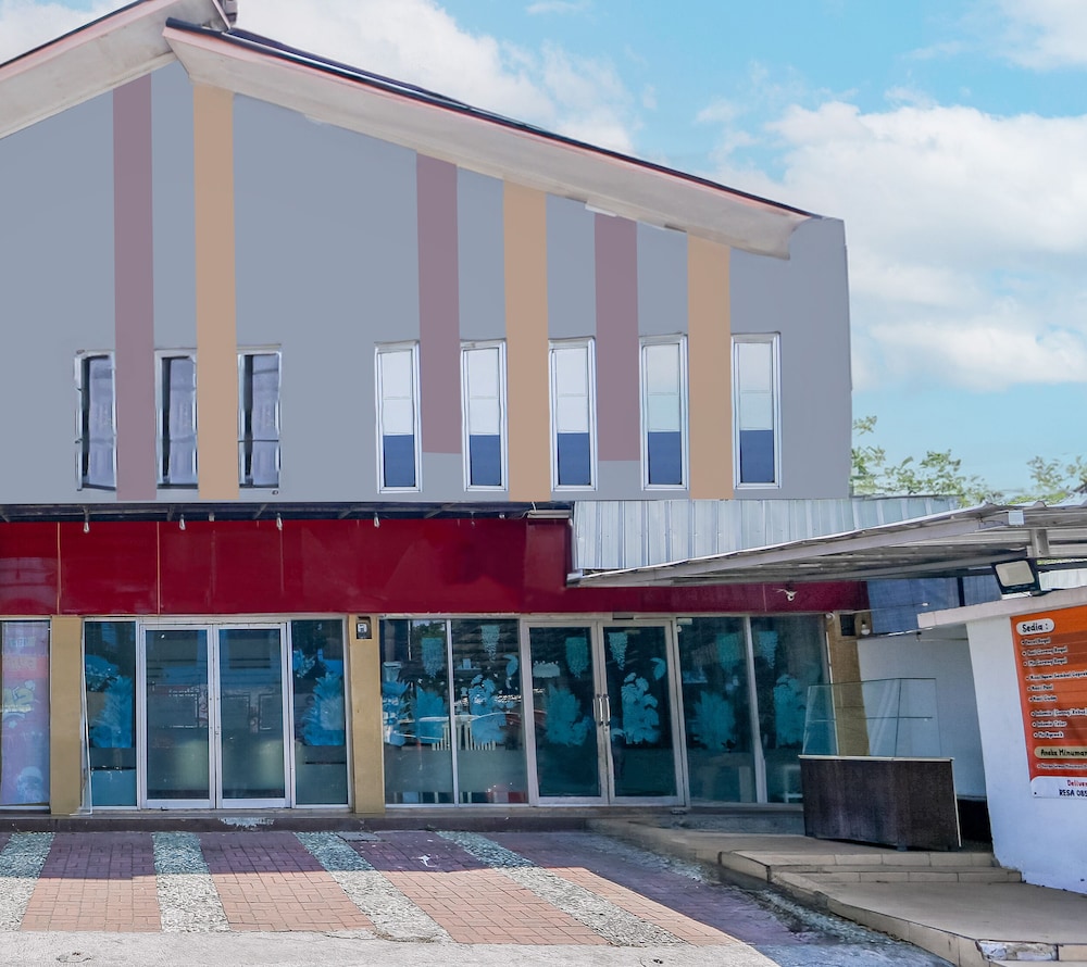 Hotel O Sman House in Bekasi, Indonesia