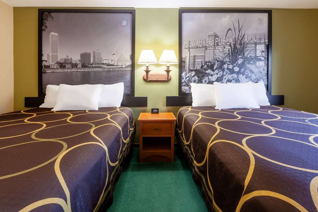 Super 8 by Wyndham Berlin WI - photo 21