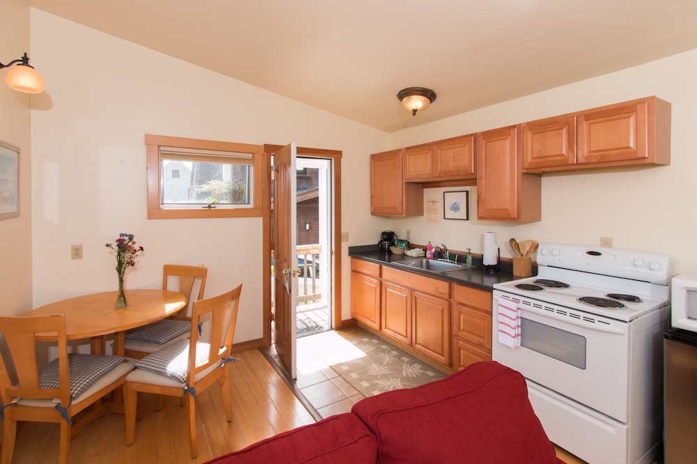 Sweetwater Inn and Spa - photo 18