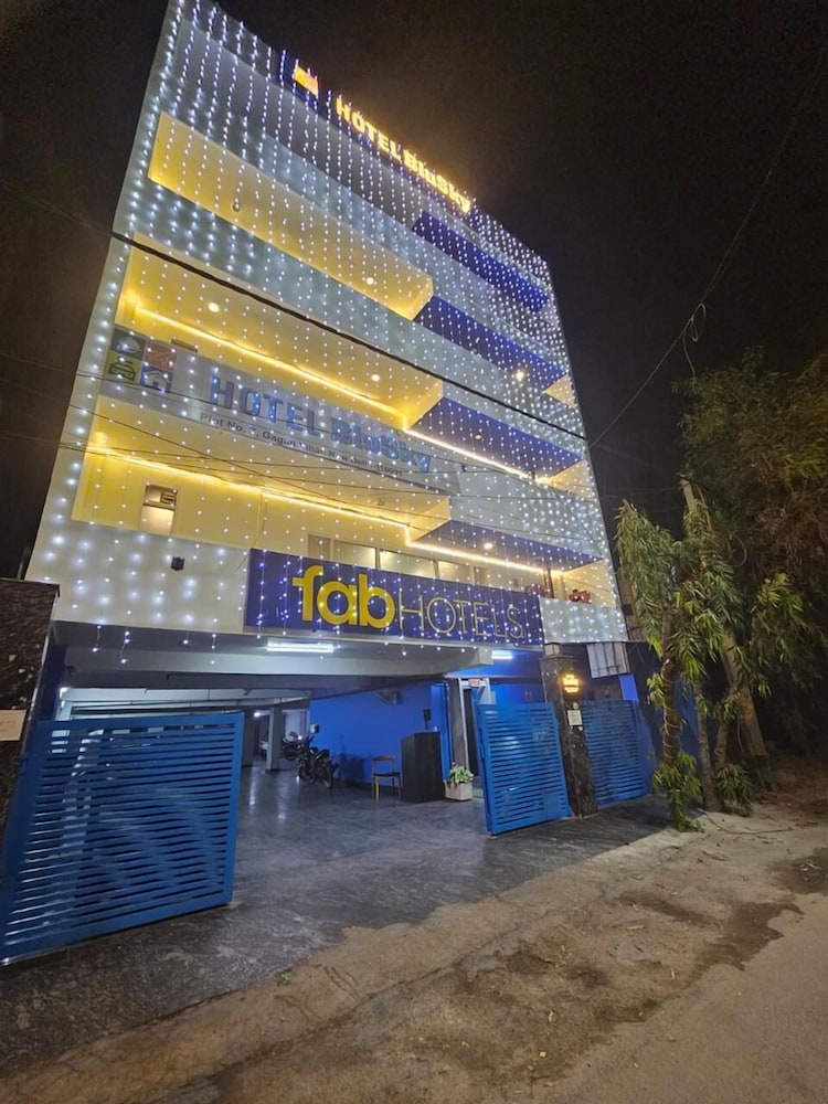 Hotel BluSky - last minute hotel in New Delhi