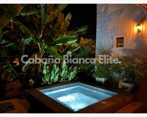 Cabana Bianca Elite Con Jacuzzi Privado — Melgar