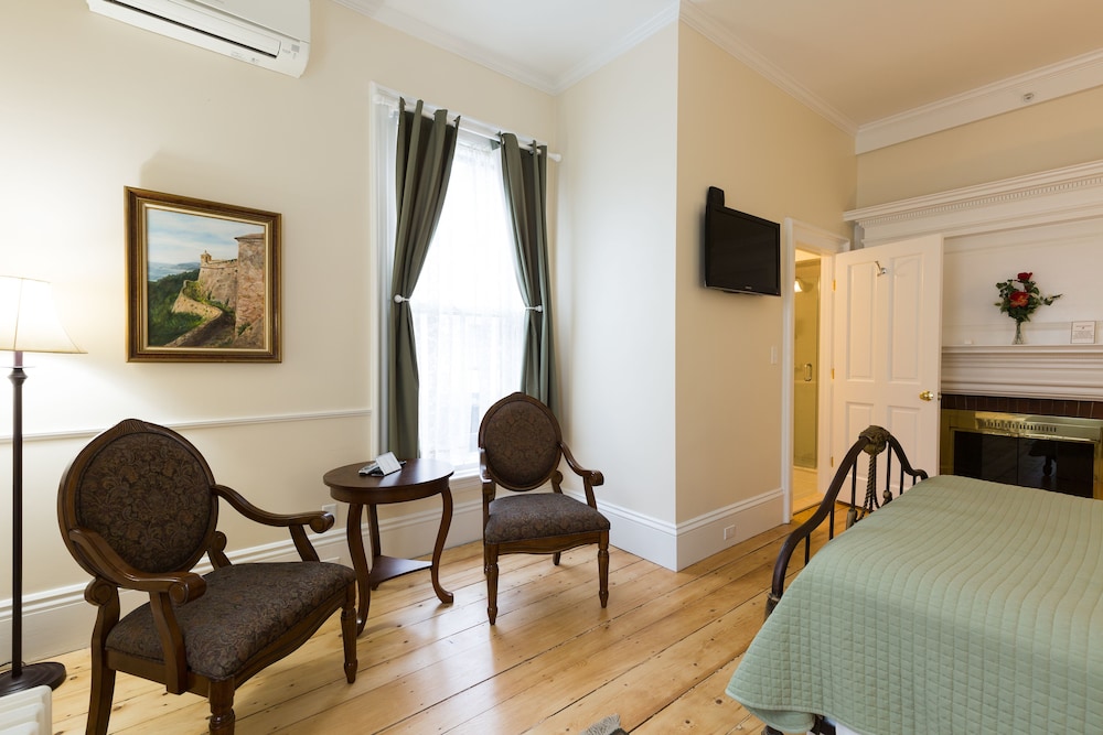 The Salem Inn - photo 3