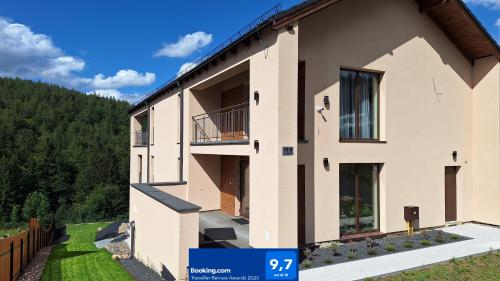 Skalnica apartamenty z widokiem na góry przy szlakach — 4-Star Luxury Hotel in Karpacz, Poland