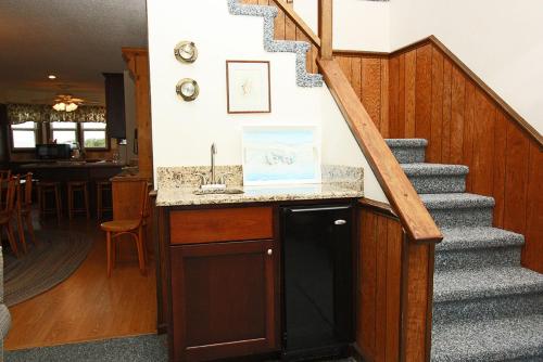 Wahoo by Oak Island Accommodations - photo 27