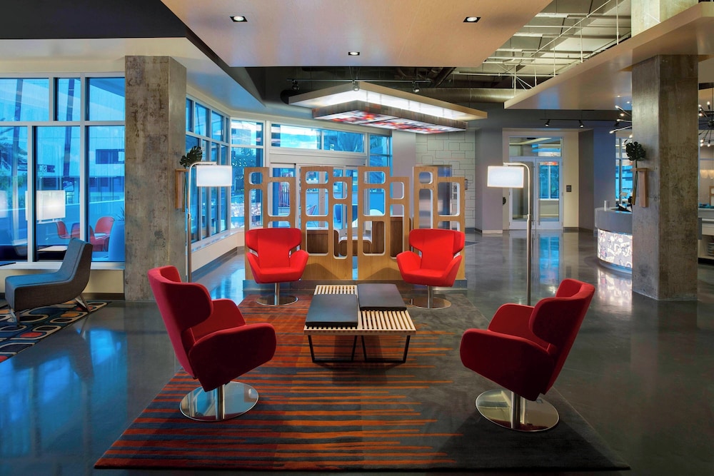 Aloft Tampa Downtown - photo 2