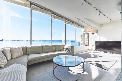 ZUSHI funny house Vacation STAY 68820v — 4-Star Luxury Hotel in Zushi, Japan