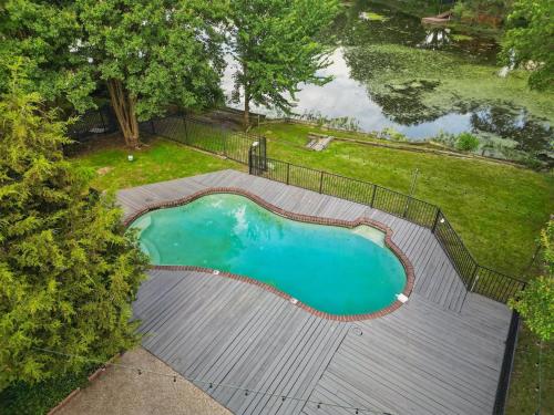 Best of Garland Pool Cinema Rm BBQ 3BD in Garland, United States