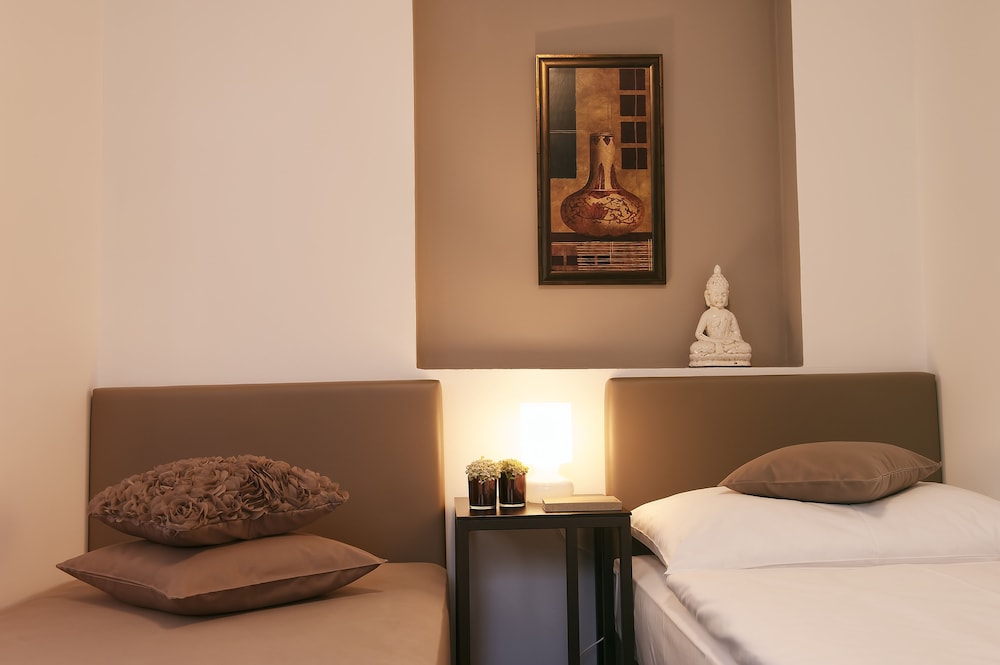 Villa Na Vinici — 4-Star Luxury Hotel in Prague, Czech Republic