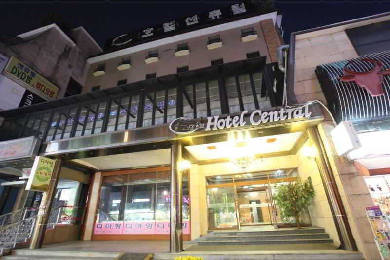 Central Tourist Hotel in Suwon, South Korea