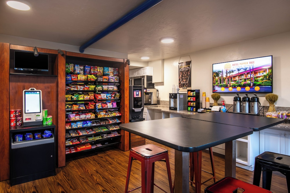 Hotel Pepper Tree Boutique Kitchen Studios Anaheim - photo 41
