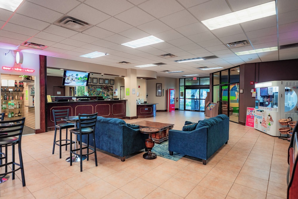 FantasyWorld Resort - photo 3