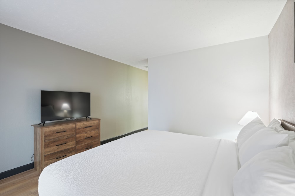Tremont Lodge & Resort - photo 47