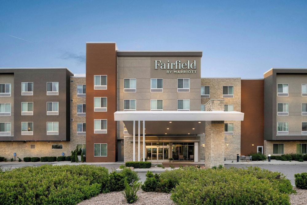 Fairfield Inn & Suites by Marriott Salt Lake City Midvale - carbon neutral hotel in Midvale